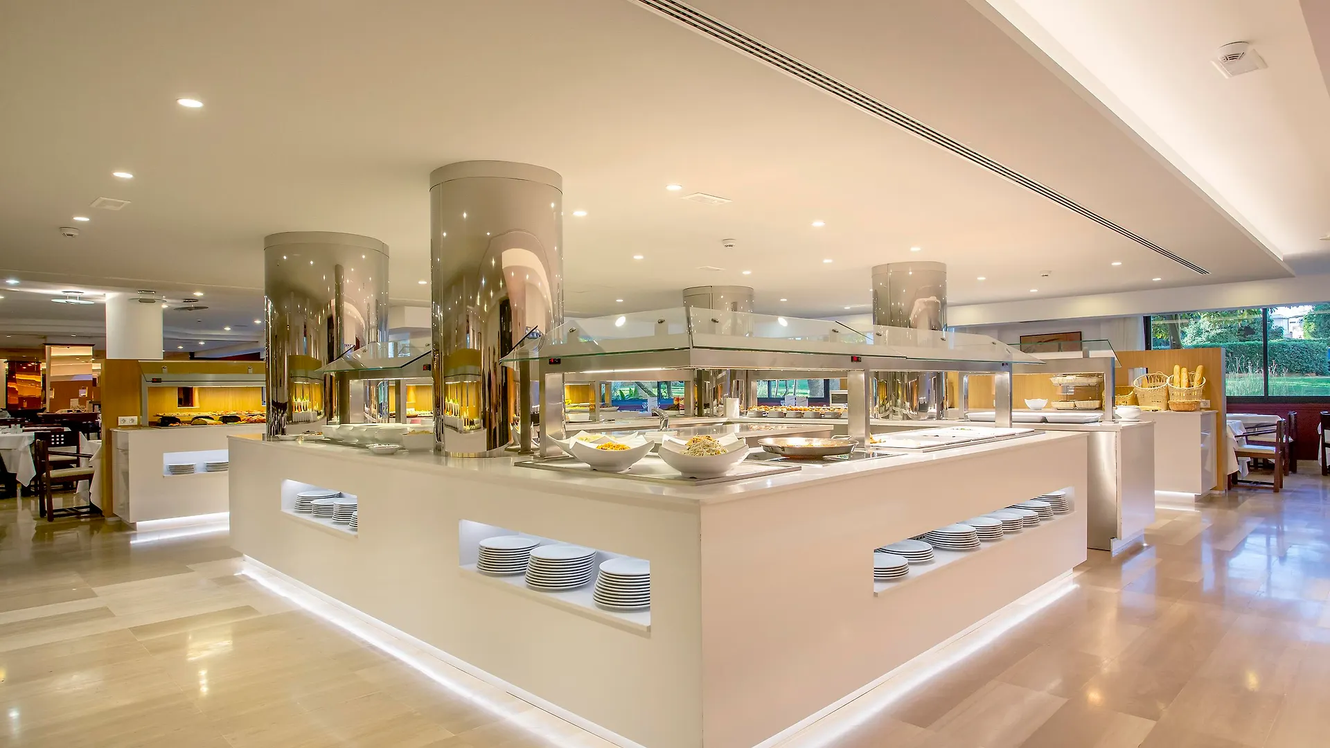 Welikehotel Marfil Playa Sa Coma  Hotel